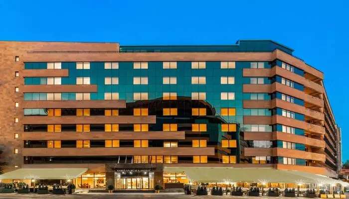 hotel